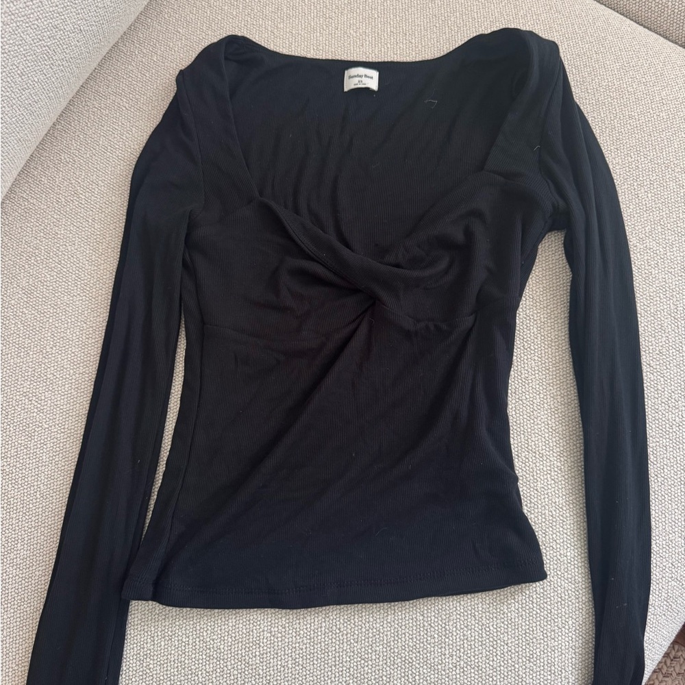 Aritzia Black Long Sleeve Top